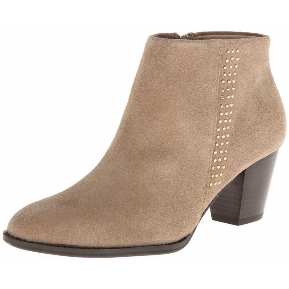 Vionic Georgia Orthaheel Studded Ankle Boots